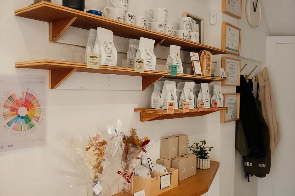 Taipei Cafe Hopping - A mini guide to exploring cool vibes cafes in Taipei 2023 Mountain Kids Coffee Roaster