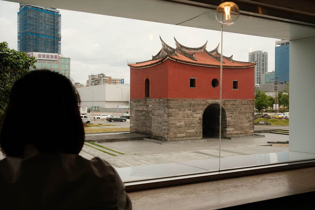 Taipei Cafe Hopping - A mini guide to exploring cool vibes cafes in Taipei 2023 Mountain Kids Coffee Roaster