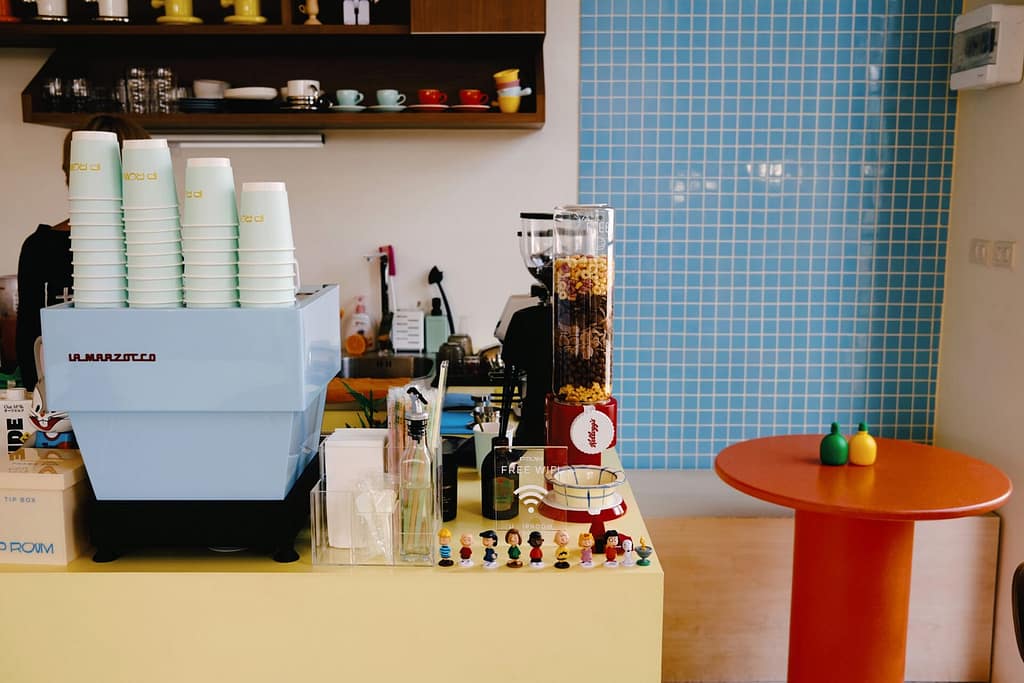 IP Room8 1920x1280 1