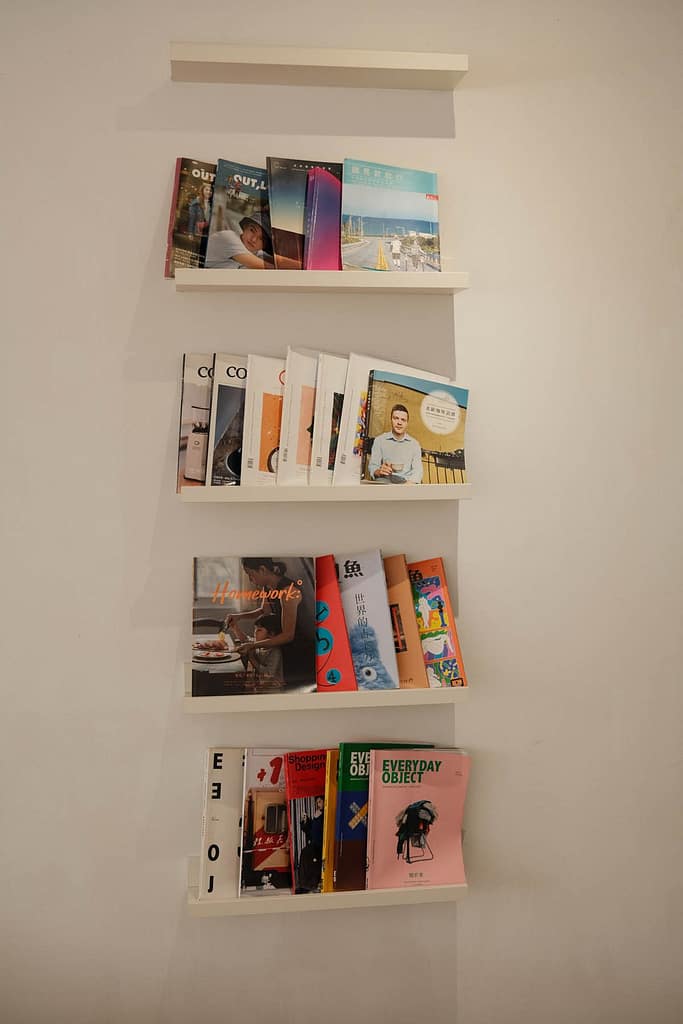 Taipei Cafe Hopping - A mini guide to exploring cool vibes cafes in Taipei 2023 Mountain Kids Coffee Roaster