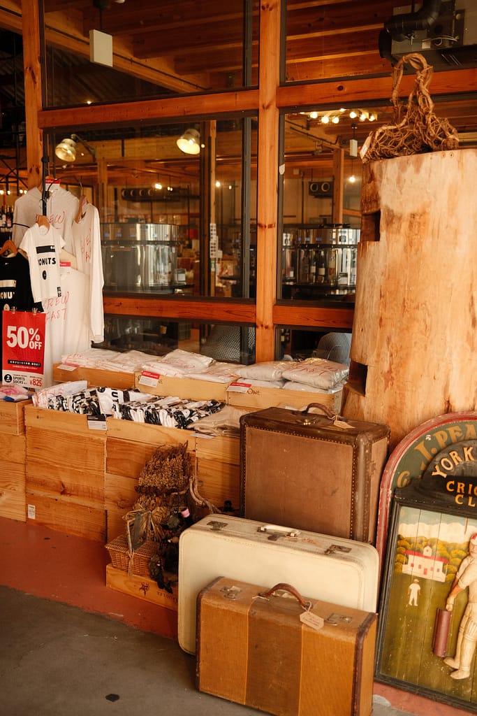 Takamura Wine & Coffee Roasters Takamura wine & coffee roasters 36